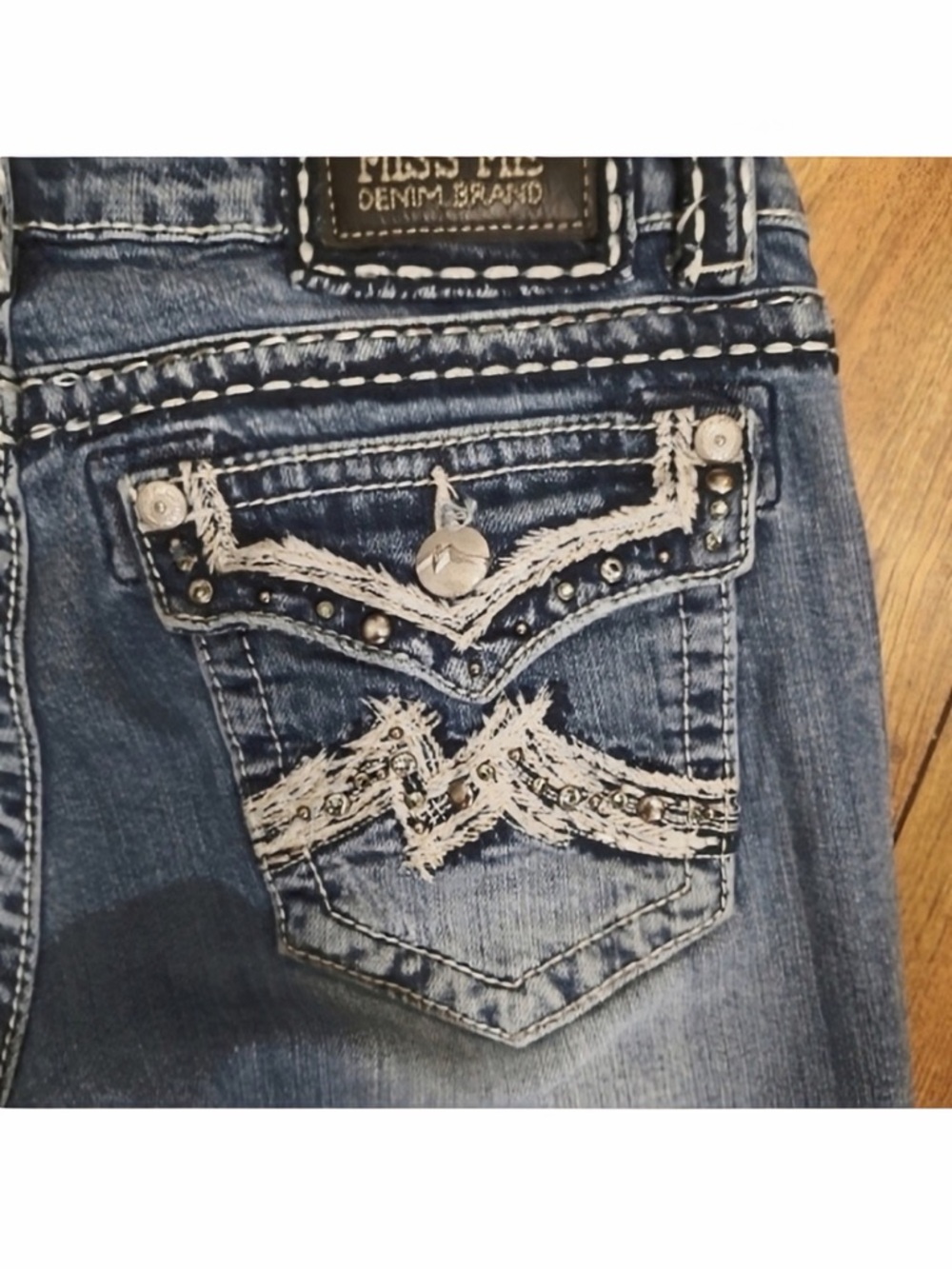 Gorgeous Miss Me Embellished Denim Easy Boot Jeans With 31” Inseam